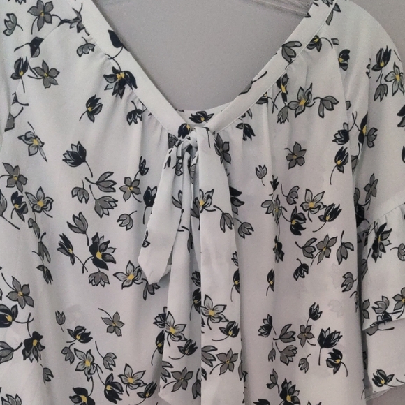 EUC✨ LOFT light blue/aqua women's XL Fleur Tiered Sleeve Top short sleeve blouse - Picture 13 of 17